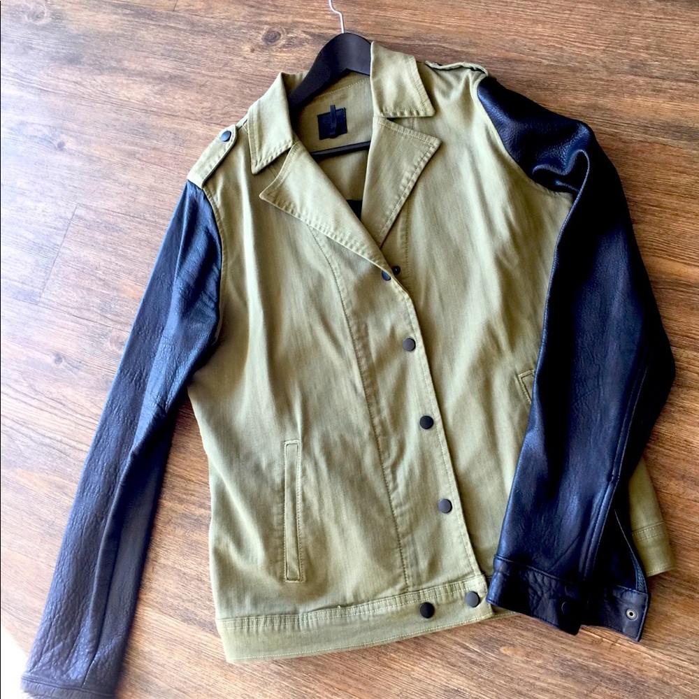 Denim twill jacket with leather sleeves